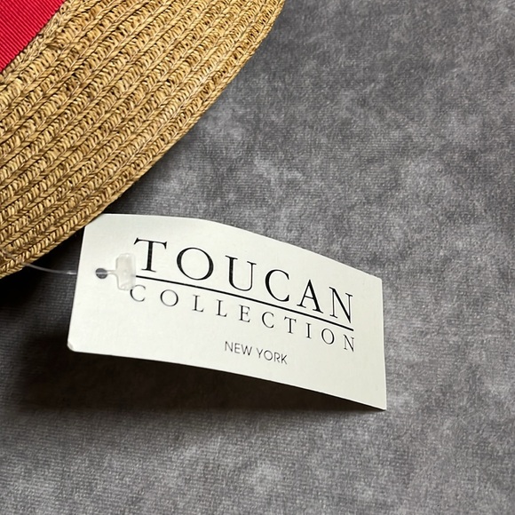 NWT - Toucan Collection New York Straw Cloche Hat with Red Hatband and Bow - Picture 4 of 7